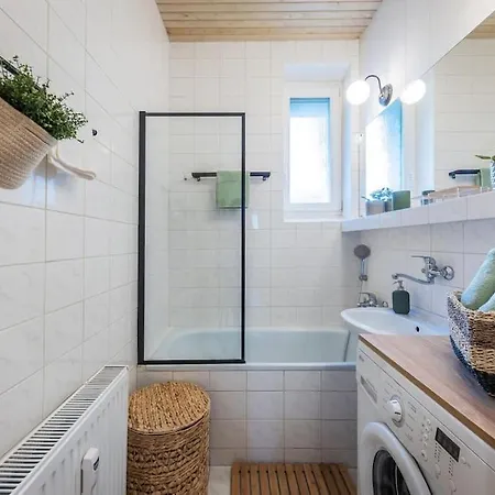 I & I Apart, Garage - Historical Old Town *