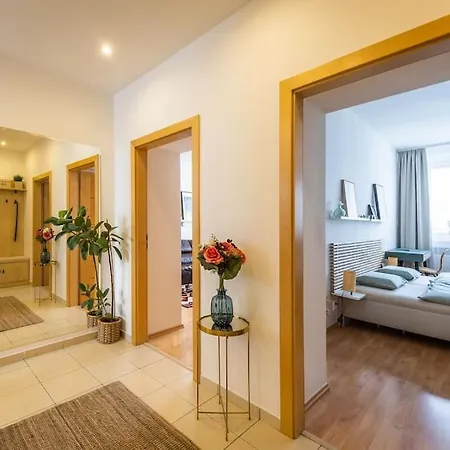 Apartman I & I Apart, Garage - Historical Old Town