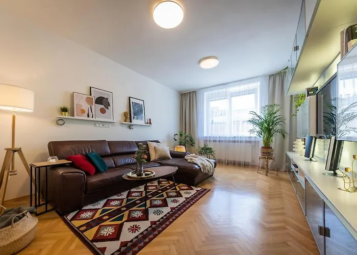 I & I Apart, Garage - Historical Old Town Apartmán Bratislava