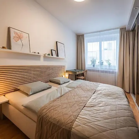 شقة I & I Apart, Garage - Historical Old Town *