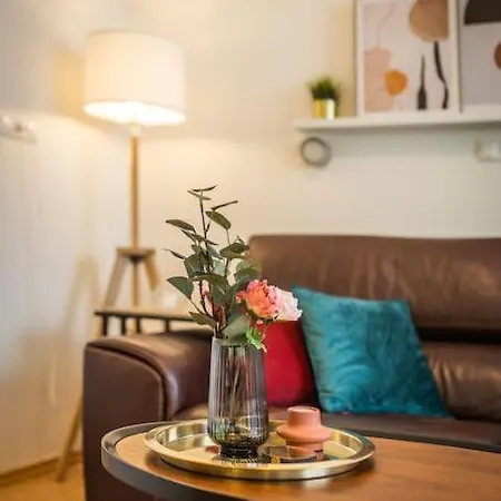 I & I Apart, Garage - Historical Old Town * براتسيلافا