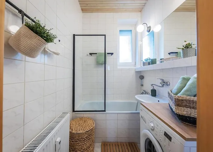 I & I Apart, Garage - Historical Old Town *