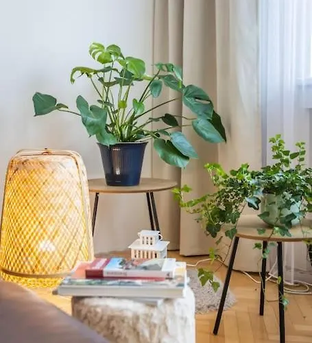 I & I Apart, Garage - Historical Old Town *