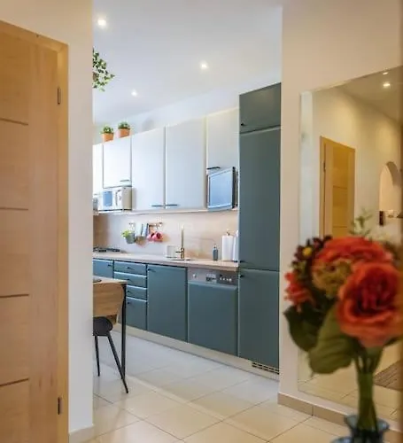 I & I Apart, Garage - Historical Old Town Apartmán *